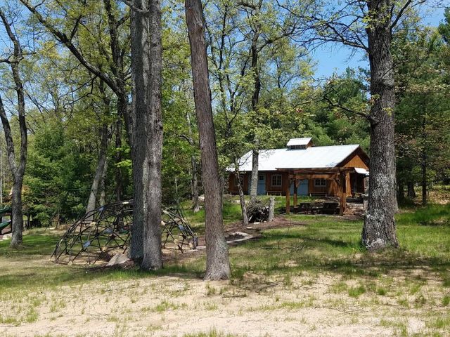 8006 S Potawatomi Court, Newaygo, MI 49337