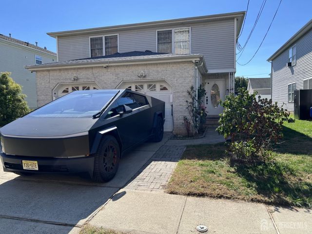 37 Beverly Street, Carteret, NJ 07008