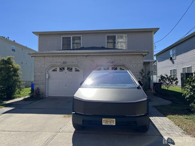 37 Beverly Street, Carteret, NJ 07008