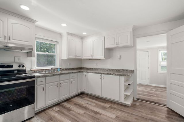111 Williams Ave, Boston, MA 02136