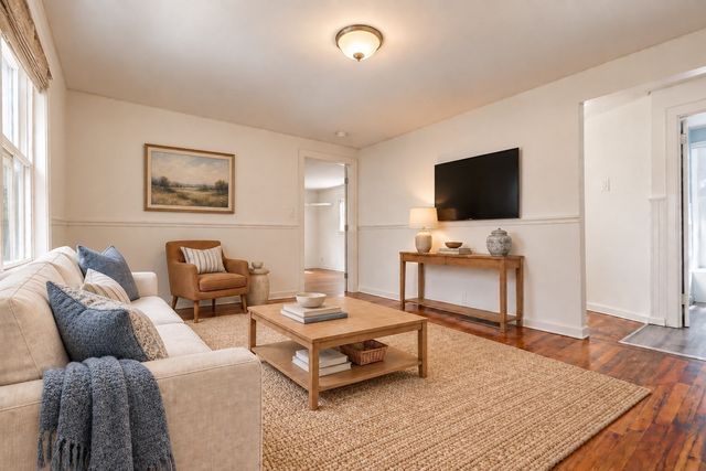 111 Williams Ave, Boston, MA 02136