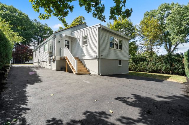 111 Williams Ave, Boston, MA 02136