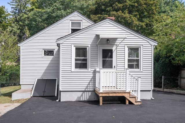 111 Williams Ave, Boston, MA 02136