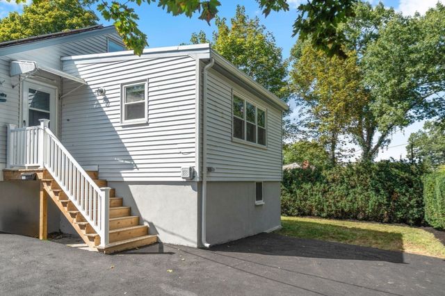 111 Williams Ave, Boston, MA 02136