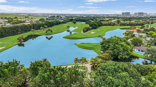 9735 NW 52nd St 209, Doral, FL 33178