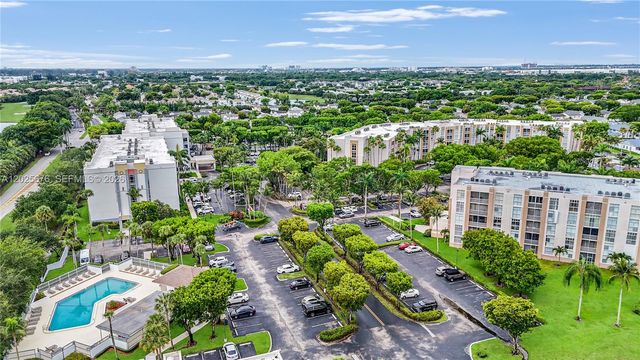 9735 NW 52nd St 209, Doral, FL 33178