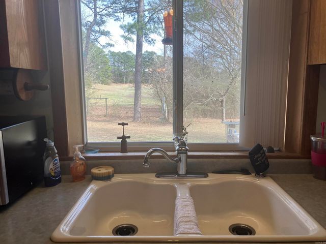 137 Goldsmith Lane, Mena, AR 71953