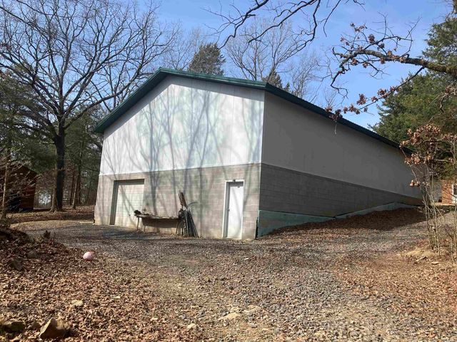 137 Goldsmith Lane, Mena, AR 71953