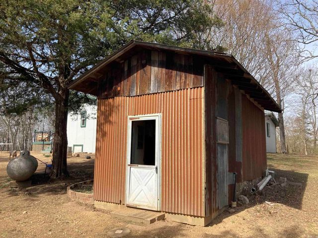 137 Goldsmith Lane, Mena, AR 71953