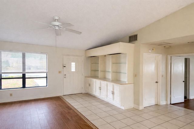 1201 Pine Sage Circle, West Palm Beach, FL 33409