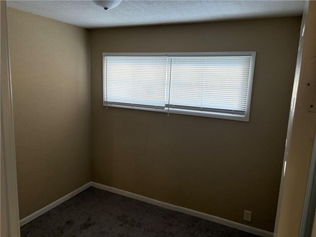 7405 E 112th Street, Kansas City, MO 64134