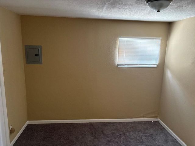 7405 E 112th Street, Kansas City, MO 64134