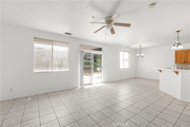 29151 Whitegate Lane, Highland, CA 92346