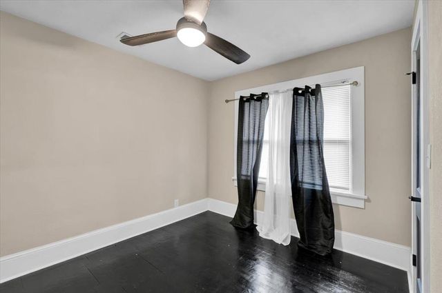 1409 S 8th Street, Ponca City, OK 74601