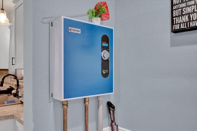 1409 S 8th Street, Ponca City, OK 74601