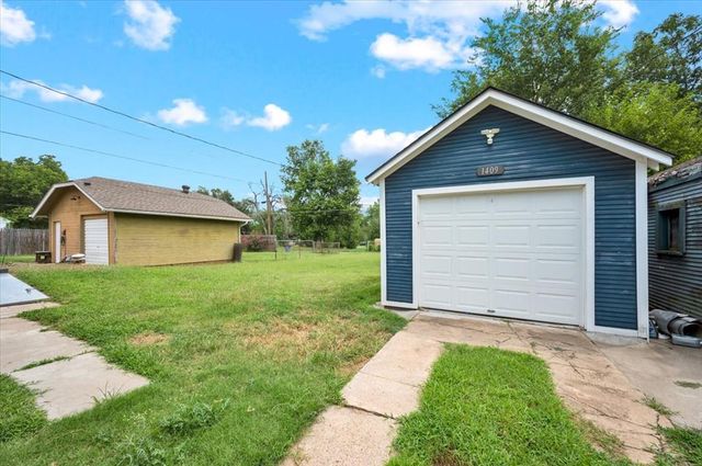 1409 S 8th Street, Ponca City, OK 74601