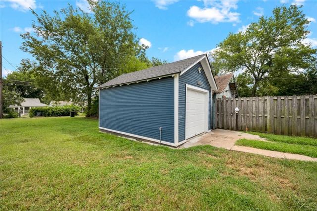 1409 S 8th Street, Ponca City, OK 74601