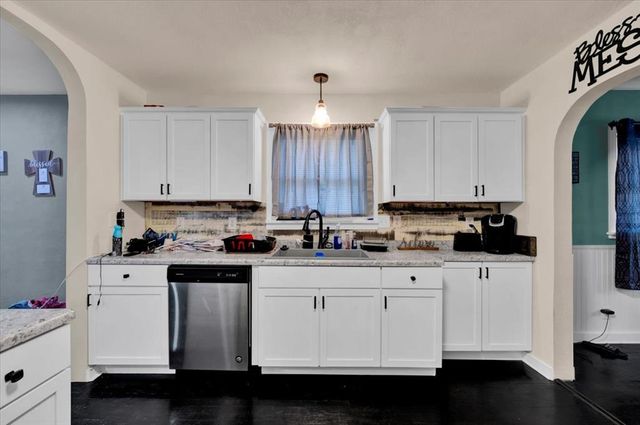 1409 S 8th Street, Ponca City, OK 74601