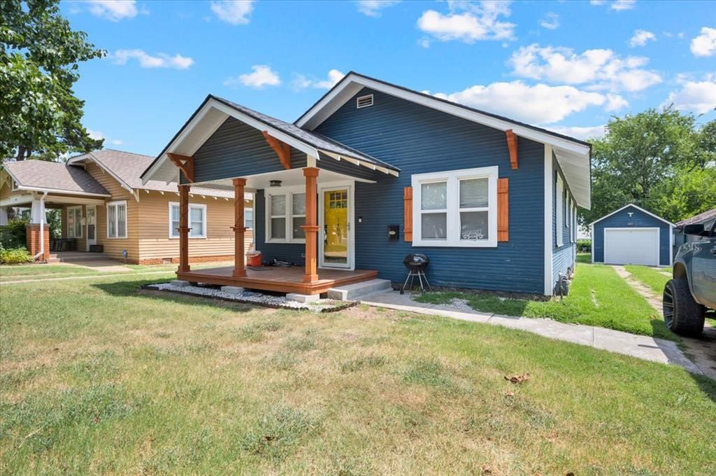 1409 S 8th Street, Ponca City, OK 74601