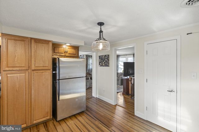 100 HOKE DR, Gettysburg, PA 17325