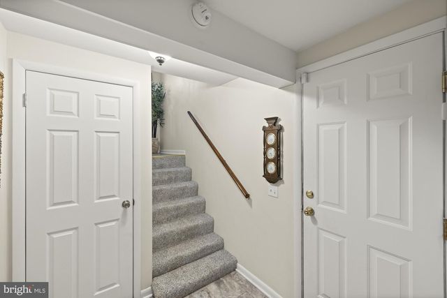 100 HOKE DR, Gettysburg, PA 17325