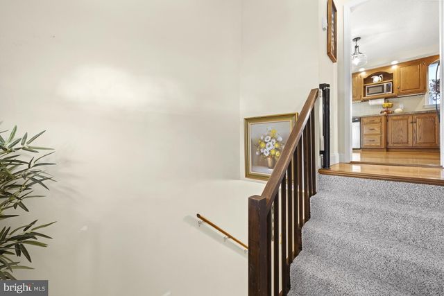 100 HOKE DR, Gettysburg, PA 17325