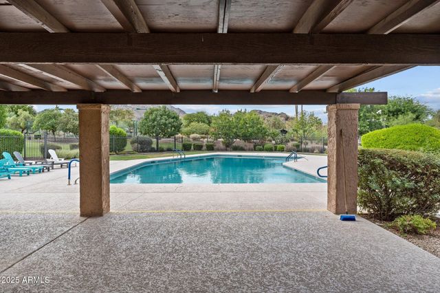 2818 E MALAPAI Drive, Phoenix, AZ 85028