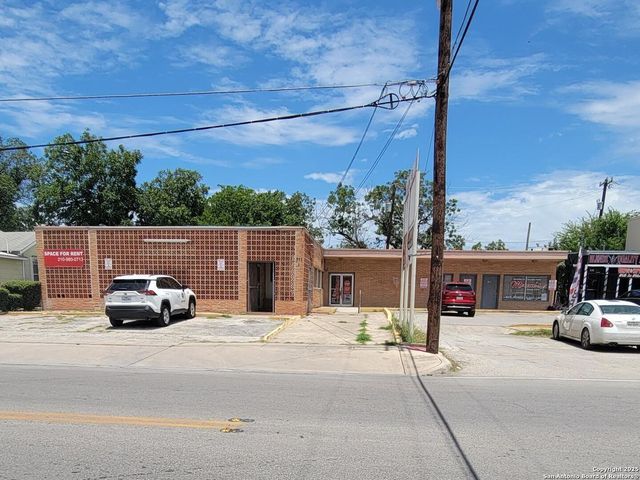 711 kirk, San Antonio, TX 78226