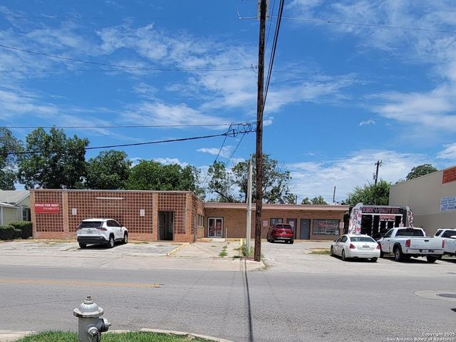 711 kirk, San Antonio, TX 78226