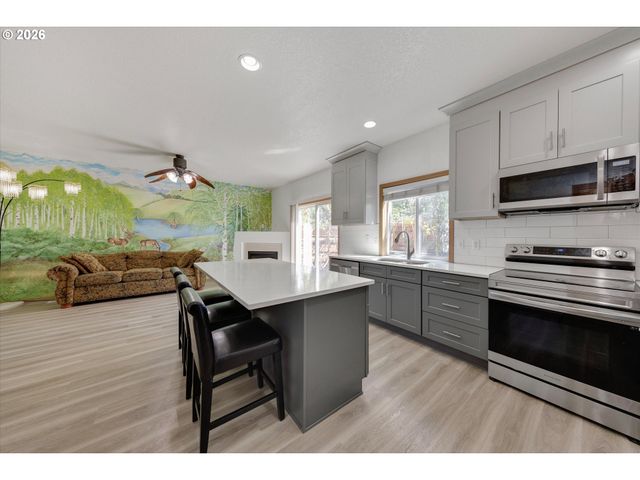 7803 Ne 64TH St, Vancouver, WA 98662