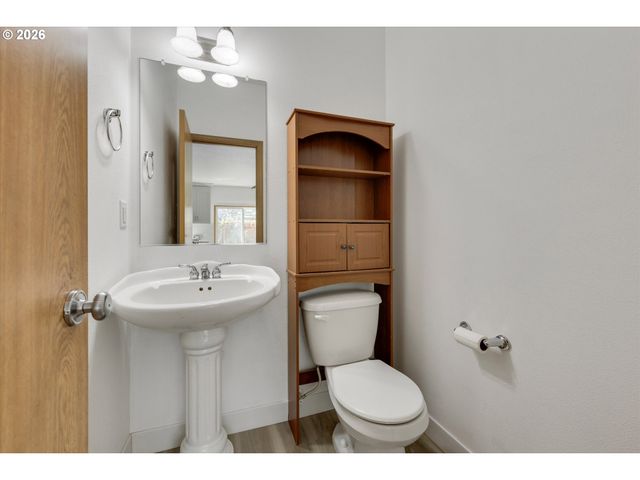 7803 Ne 64TH St, Vancouver, WA 98662