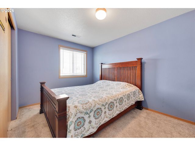 7803 Ne 64TH St, Vancouver, WA 98662