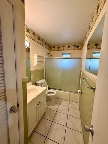 809 HUMMINGBIRD Way 7C, North Palm Beach, FL 33408