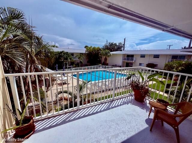 809 HUMMINGBIRD Way 7C, North Palm Beach, FL 33408