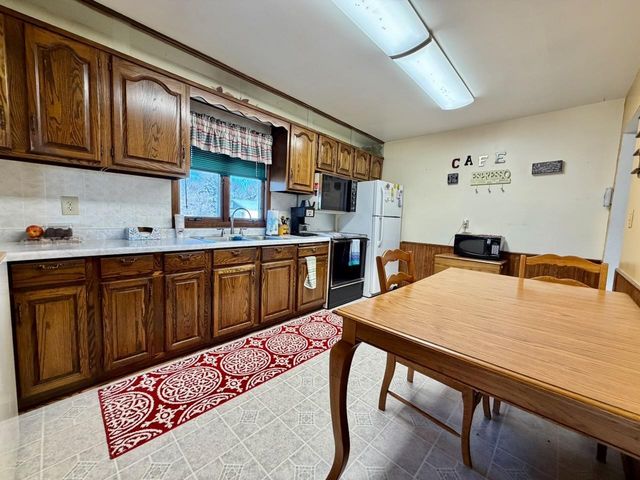 19214 County Road 4, Elbow Lake, MN 56531