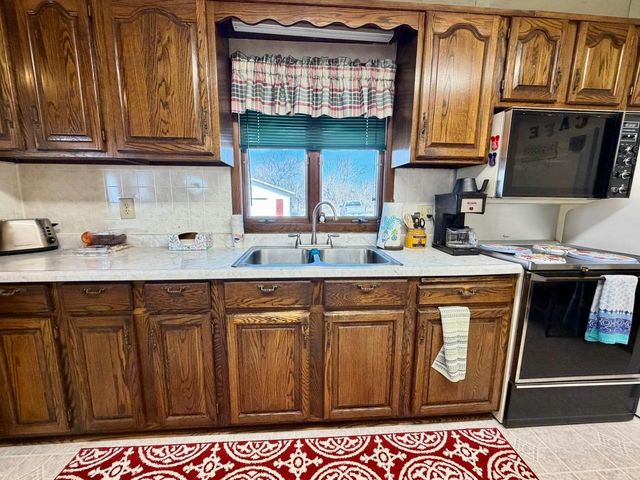 19214 County Road 4, Elbow Lake, MN 56531