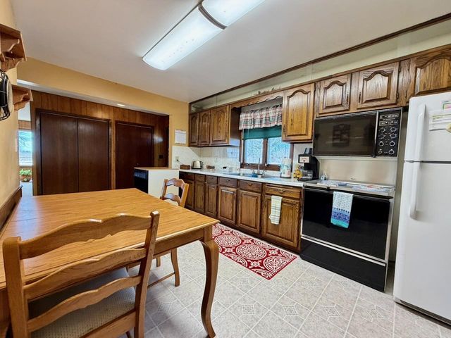 19214 County Road 4, Elbow Lake, MN 56531