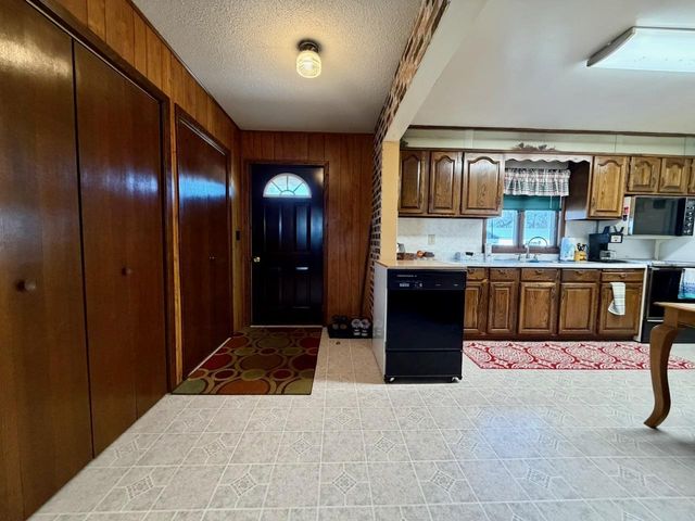 19214 County Road 4, Elbow Lake, MN 56531