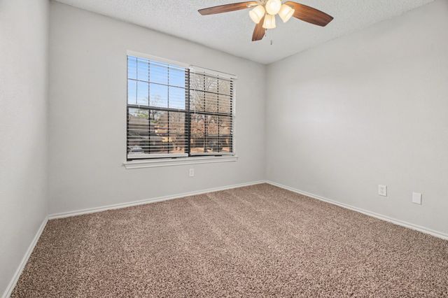 1206 Hillwood Way, Grapevine, TX 76051