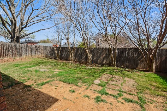 1206 Hillwood Way, Grapevine, TX 76051