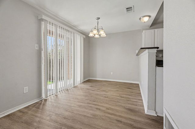 1206 Hillwood Way, Grapevine, TX 76051