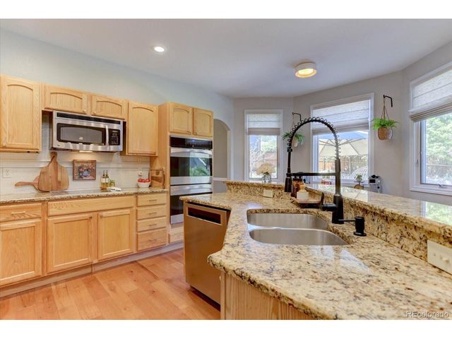 10493 W Peakview Pl, Littleton, CO 80127