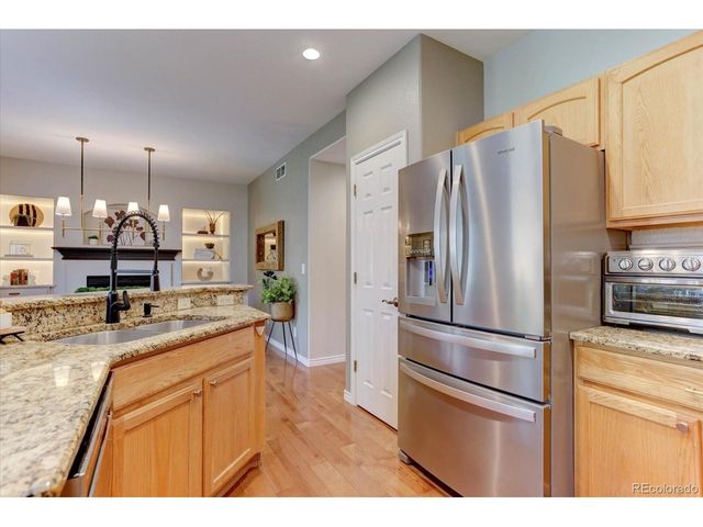 10493 W Peakview Pl, Littleton, CO 80127