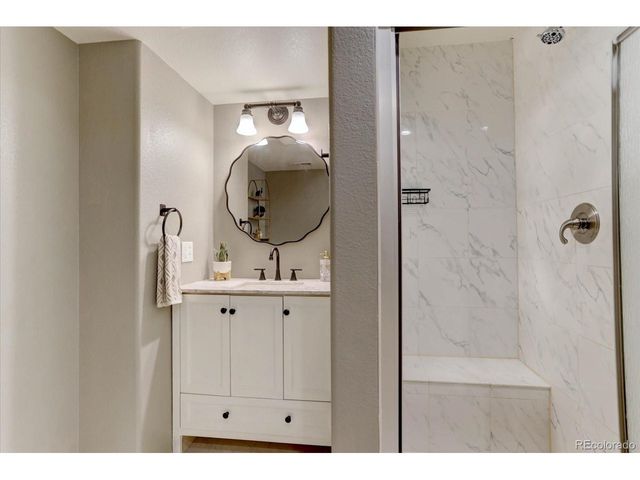 10493 W Peakview Pl, Littleton, CO 80127