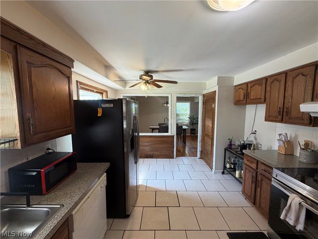 4932 Nan Linn Drive, Richmond Heights, OH 44143