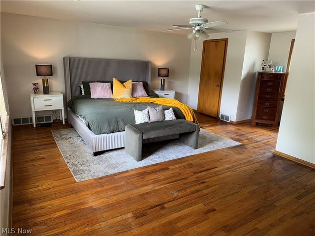 4932 Nan Linn Drive, Richmond Heights, OH 44143