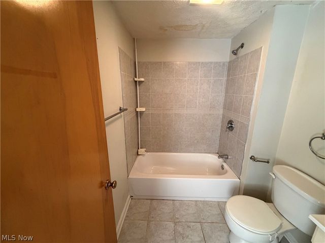 4932 Nan Linn Drive, Richmond Heights, OH 44143