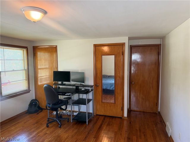 4932 Nan Linn Drive, Richmond Heights, OH 44143
