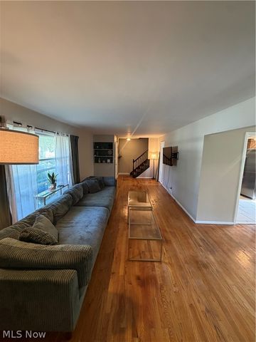 4932 Nan Linn Drive, Richmond Heights, OH 44143
