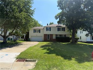 4932 Nan Linn Drive, Richmond Heights, OH 44143